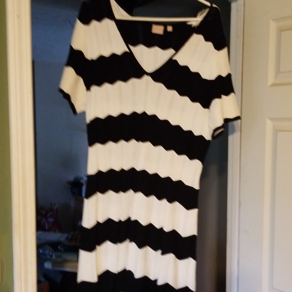 Black and white dress